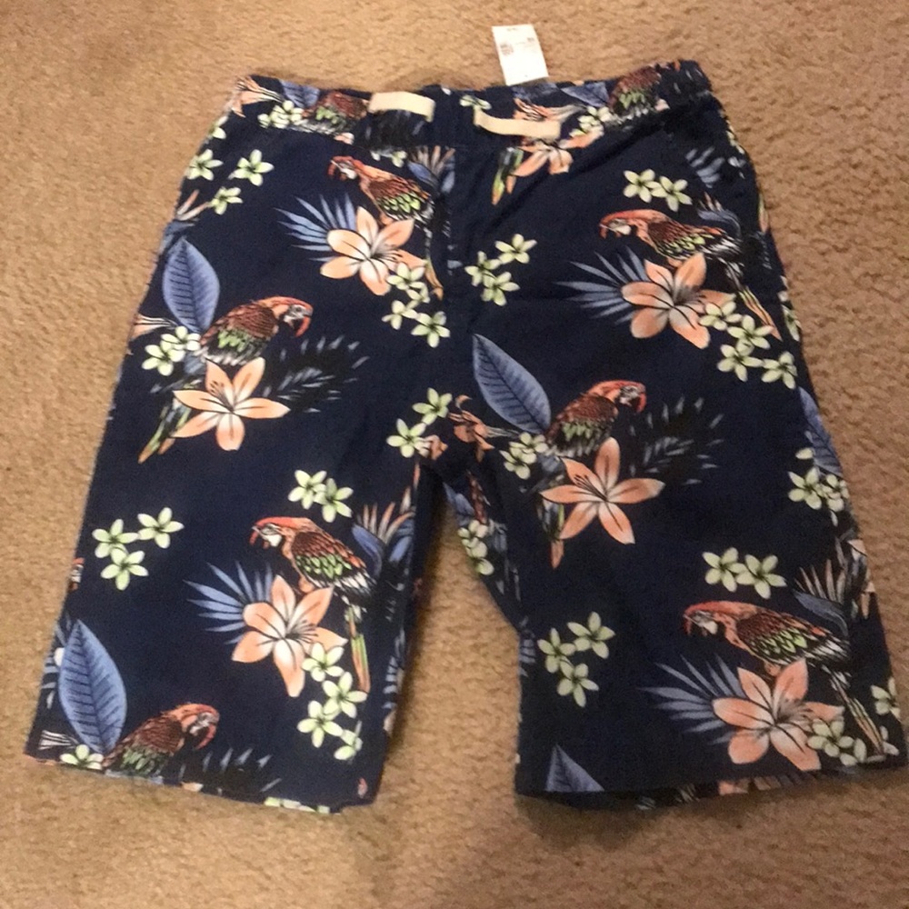 NWT Boys Tropical Bermuda shorts - Sz 16
